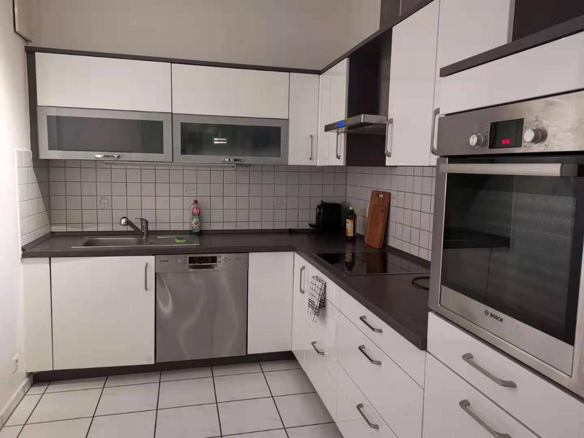 Gute Laune Mit Terrasse Und Garten Zentral FDH Exterior foto