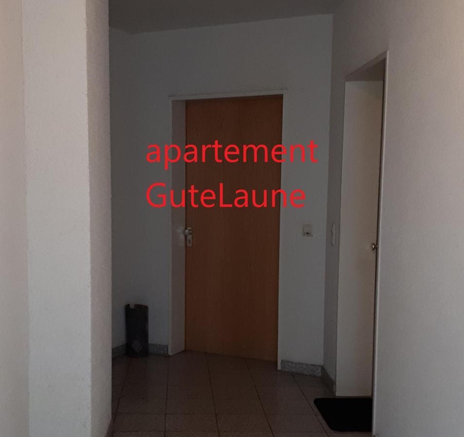 Gute Laune Mit Terrasse Und Garten Zentral FDH Exterior foto