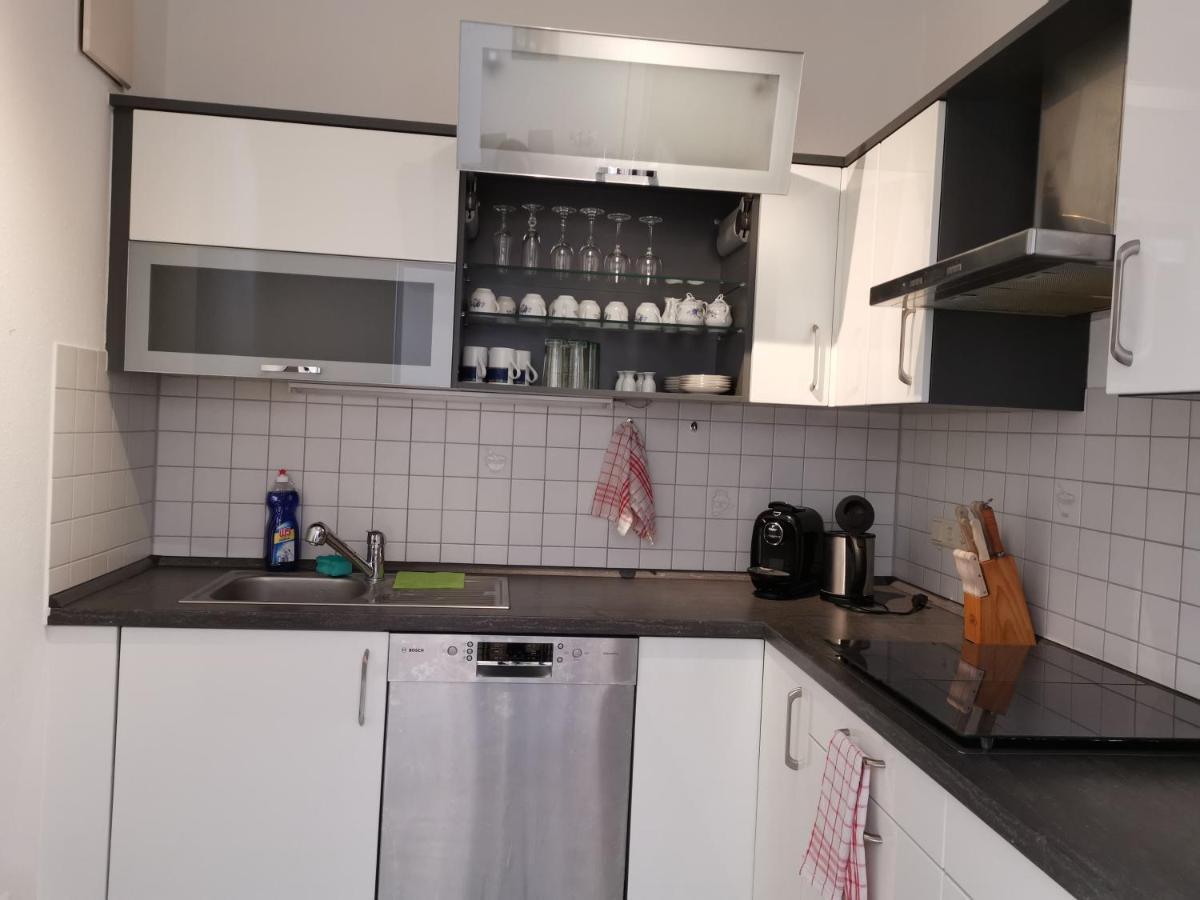 Gute Laune Mit Terrasse Und Garten Zentral FDH Exterior foto